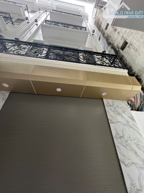 Bán nhà  Văn Quán Ô tô tránh gần phân lô cán bộ DT38m2 Giá nhỉnh 7tỷ, - 5