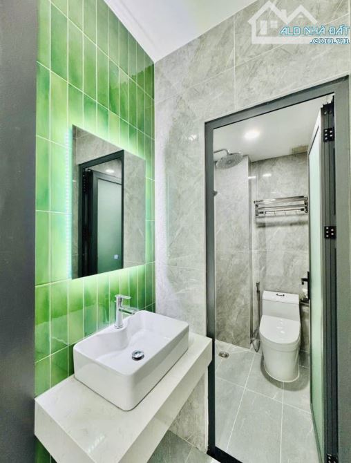 CẦN BÁN NHÀ ĐƯỜNG CHU VĂN AN, PHƯỜNG 12, BÌNH THẠNH - GIÁ:3TỶ750/63M2 (4,5x14M). SHR - 5