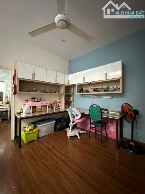 Nhà Bán Gấp ,Hoàng Văn Thụ, khu khách sạn đệ nhất , 67m2 , 2 Tầng , Giá 7,7 Tỷ TL - 5