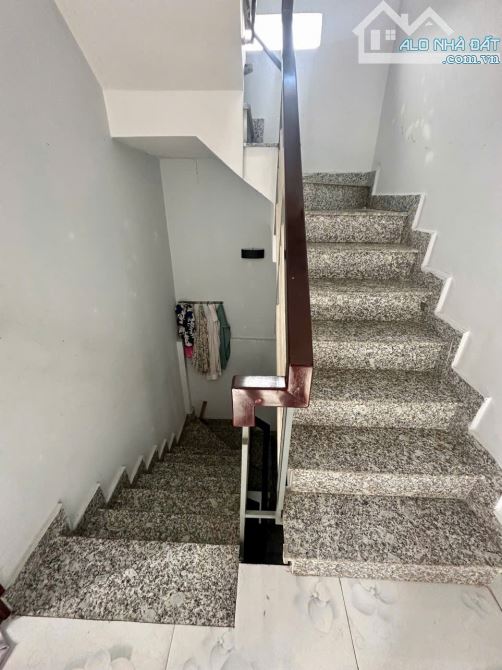 Bán nhà căn góc 2 mặt hẻm Dạ Nam Phường 1 Quận 8. Căn góc 2 mặt hẻm, hẻm xe hơi, gần Cầu C - 5
