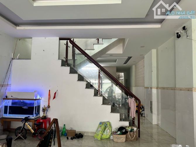 Bán nhà 1 trệt 1 lầu,khu phố 2,Phường Trảng Dàu,Biên Hòa,Đồng Nai,dt 100m,giá 3,3 tỷ - 5