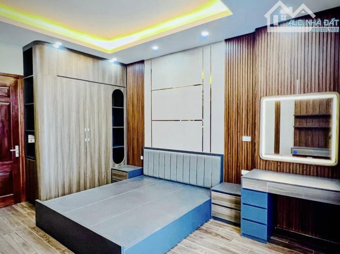 Bán nhà Tố Hữu Vạn Phúc 51M2 chỉ 15 tỷ - 5