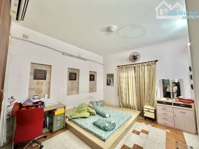 BÁN BIỆT THỰ 3 TẦNG MẶT TIỀN ĐƯỜNG 10M - NGANG 8M KHU BÊN SÔNG HIỆP BÌNH CHÁNH - 15.7 TỶ - 5
