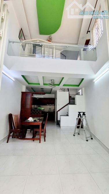 QUẬN 8- NGAY CHỢ RẠCH ÔNG- HẺM XE HƠI- 1 ĐỜI CHỦ- NỞ HẬU TÀI LỘC- CHỈ 6 TỶ 2 - 5