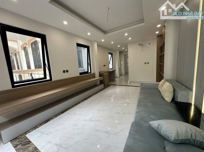 BÁN NHÀ CHU HUY MÂN, DT 62M x 5 TẦNG, MT 3.9M, NHỈNH 13 TỶ, LÔ GÓC, OTO VÀO NHÀ - 5