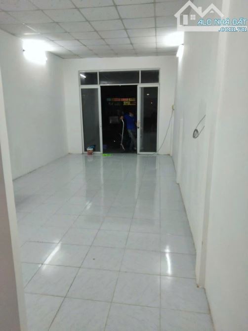 Nhà mặt tiền kinh doanh khu BigC GO, phường Dĩ An, TP Dĩ An - 5