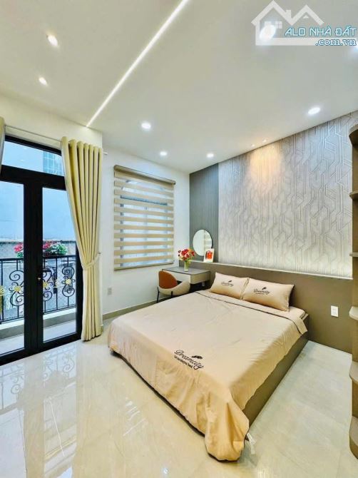 Chốt ngay căn nhà đẹp 52m2 ngay Trần Quang Diệu, Q3.  Giá: 2 Tỷ 660. SHR, vị trí trung tâm - 5
