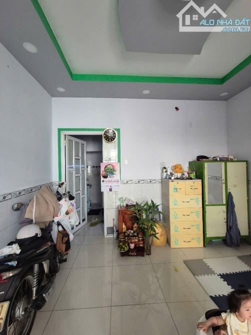 Bán nhà Mã Lò Bình Hưng Hòa A Bình Tân DT: 34m2 - 2 tầng -(4x9) Giá: chỉ 3.4tỷ TL. - 5