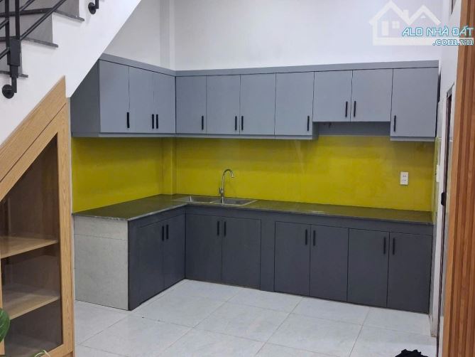 MẶT TIỀN KD ĐA NGÀNH Ở HƯƠNG LỘ 2 44M2 (4X11) 2PN 2WC GIÁ CHỈ 4.X TỶ - 5
