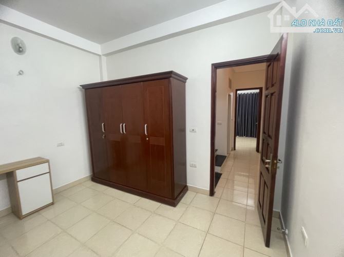 Bán nhà 40m2, dân xây chắc chắn, Thạch Bàn, Long Biên, ngõ nông - 5