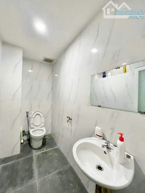 CẦN BÁN CĂN NHÀ 4 TẦNG MẶT TIỀN ĐƯỜNG SỐ 11 - PHƯỜNG TRƯỜNG THỌ- THỦ ĐỨC - 5