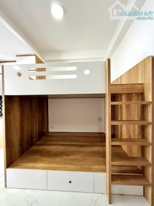 Bán Tòa CCMN phố Khâm Thiên, Đống Đa 60m* 13p kk, TM, dt 90tr, 10m ra ô tô có GPXD và pccc - 5