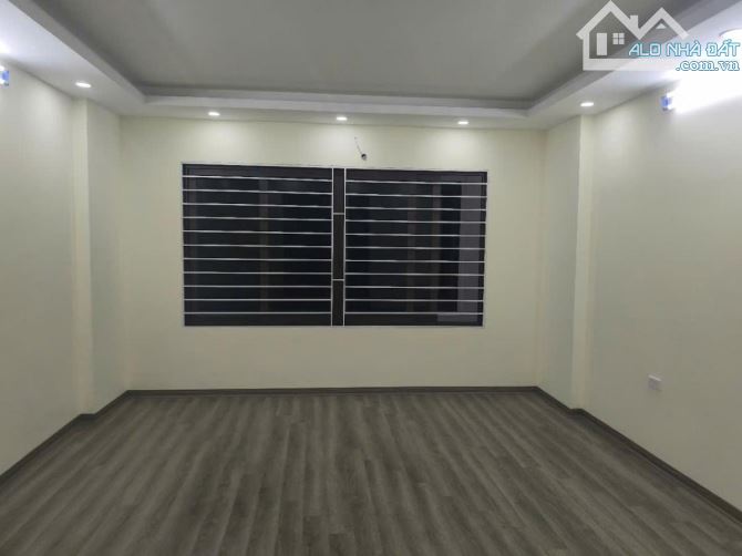 Bán nhà Huỳnh Thúc Kháng 5 tầng 50 m2 mặt tiền 5 mét giá nhỉnh 18 tỷ - 5
