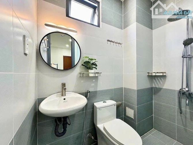 BÁN NHÀ HẦM 6T + THANG MÁY – 11 CHDV – DÒNG TIỀN THUÊ 85TR GIỮA TRUNG TÂM PHÚ NHUẬN - 5