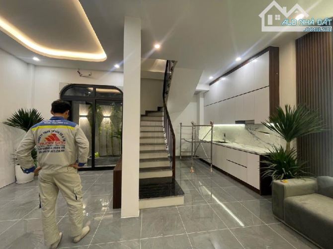 BÁN NHÀ LẠC LONG QUÂN – CẦU GIẤY, 5 TẦNG ĐẸP  48M X MT 6.5m x 10.3 TỶ - 5