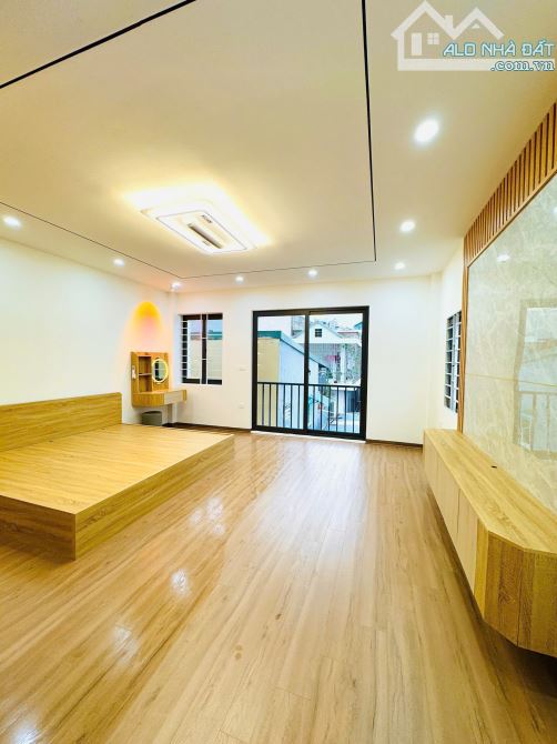 Bán nhà Gia Thụy, 51m2 x 3 thoáng x MT rộng x 6 tầng, thang máy, full nội thất, 30m ô tô - 5