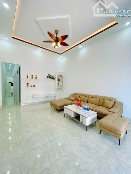💥Nhà TC 4,4*30m,Đường A12,Phạm Ngũ lão,nhiều lô bên trong - 5