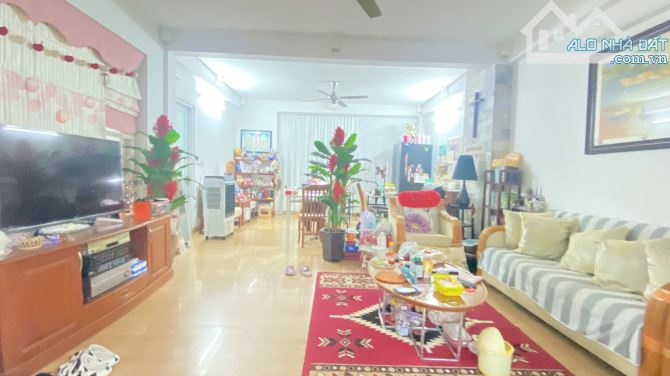 Bán Nhà sân vườn View Công Viên, Đường 7,5m, Khu Phần Lăng, Đà Nẵng, Giá RẺ 2025 - 5