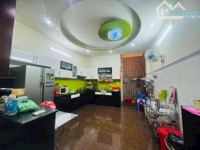 NHÀ ĐẸP 3 TẦNG-4.2Mx24M-20M RA MẶT TIỀN NGAY CHỢ PHẠM VĂN BẠCH - 5