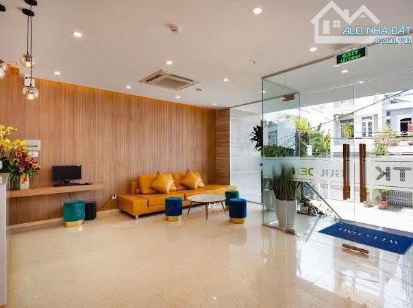 Bán khách sạn cạnh biển dã tượng sổ hoàn công ngang 7m - 5