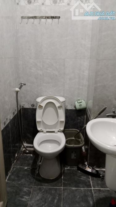 Nhà xe hơi vào Nguyễn Sơn 4x16.3 trệt 4 lầu giá 7.3 tỷ TL - 5