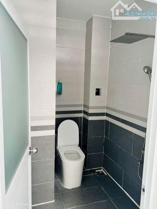 Cần tiền bán căn Nhà mặt tiền Sổ riêng thổ cư,phường Tân Phong,giá 3 tỷ 100 triệu có bớt l - 5
