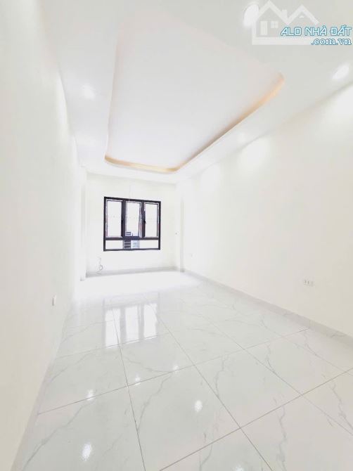 Bán nhà 5 tầng - 34m2 Cầu Đơ - Hà Đông, xây mới, ba gác tránh - ngõ thông, gần Metro HĐ - 5