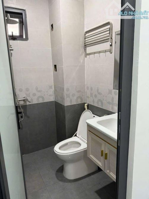💥💥Bán nhà MT Trần Quý Cáp - khu đấu giá công an  👉 vị trí đẹp, thuận tiện kinh doanh ho - 6