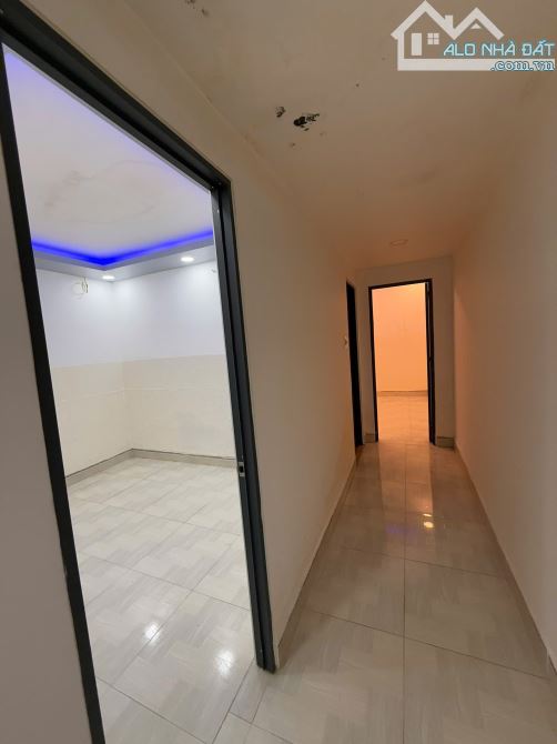 Bán Nhà Lửng Đúc, kiệt lớn sát biển Nguyễn Tất Thành. 70m2 đất - 6
