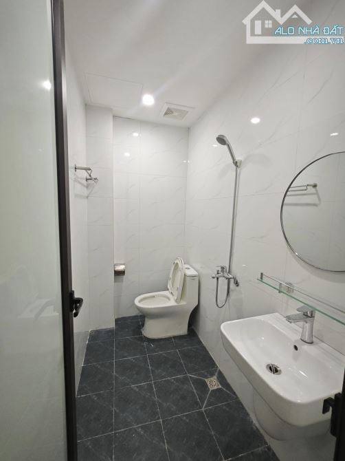 HÀNG HIẾM ! Vũ Trọng Phụng - 2 mặt thoáng - Ngõ thẳng 1  đường - 30m2 - Chỉ 7.28 tỷ - 6