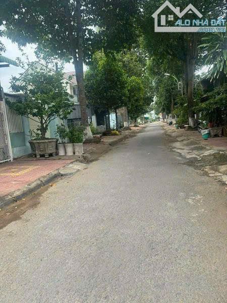 Bán nhà ở ngay chợ Đầu Mối Hóc Môn 5x24 ( 126m2 ) 645 TRIỆU Sổ sẵn sang tên - 6