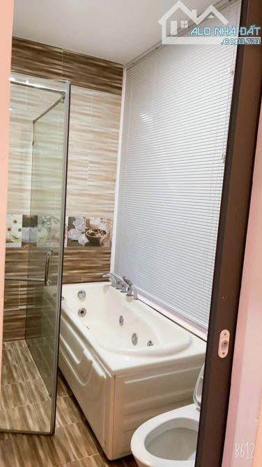 🔥 GIẢM SỐC 1 TỶ 8 – NHÀ ĐẸP HẺM THÔNG HUYỀN TRÂN CÔNG CHÚA – GIÁ CHỈ CÒN 6 TỶ 9 - 6