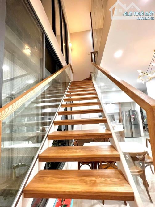 BÁN NHÀ 4 TẦNG.MT NGUYỄN HỮU TIẾN.P TÂY THẠNH . TÂN PHÚ. DT 160M . GIÁ 23.5 TỶ - 6
