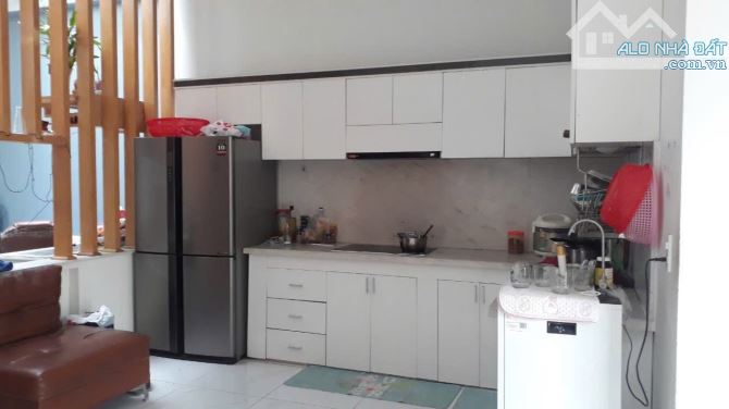 nhà 1 trệt 1 lầu 180.4m2 6ty8 TL MT đường Nguyễn Hữu Cảnh, p.Bình Nhâm - 6