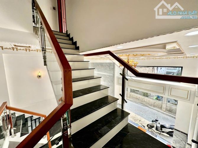 Bán Nhà 1 trệt 4 lầu phường Tam Hoà, sau BV ĐỒNG NAI. - 6