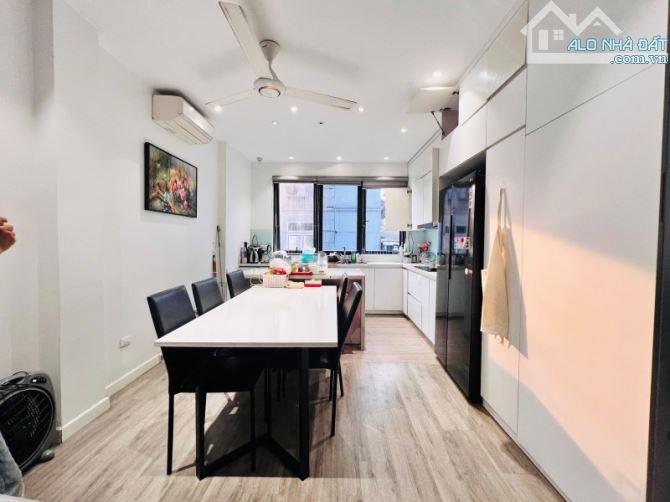 Bán nhà Đê La Thành, Đống Đa 54m², 7T thang máy - Ô TÔ - KINH DOANH - Giá Rẻ - Thông Đẹp - 6