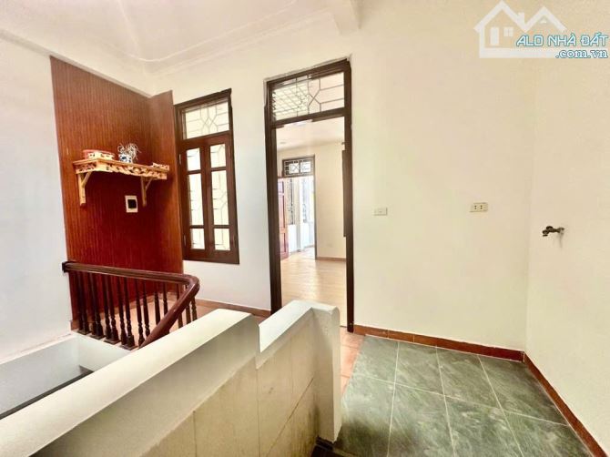 Ô TÔ TRÁNH - NHÀ 4 TẦNG ĐẸP LÊ LỢI HÀ ĐÔNG NGÕ THÔNG - GẦN CHỢ, GẦN TRƯỜNG - GIÁ CHỈ 10.95 - 6