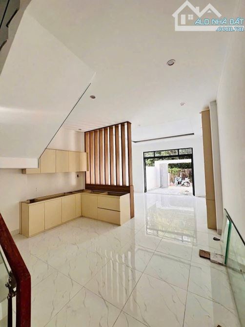 Trăm Người Bán Vạn Người Mua Hơn Thua Ở Pháp Lý Và Chất Lượng - 6