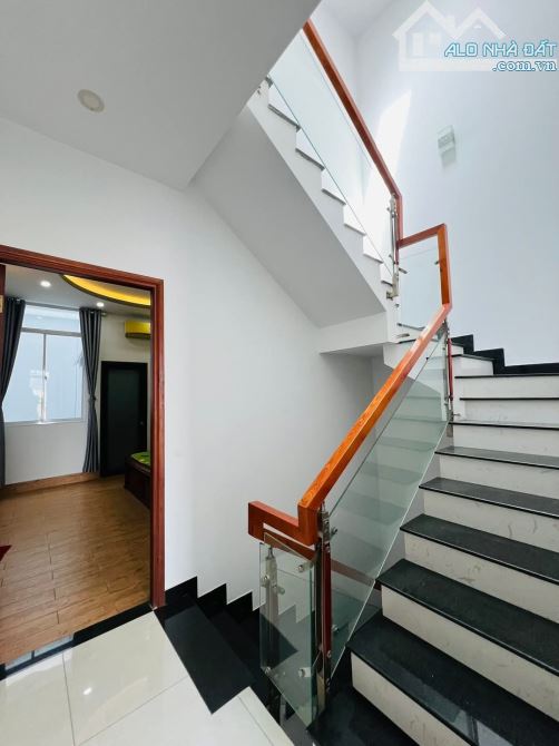 BÁN NHÀ 64M2 HXH HƯƠNG LỘ 2  BÌNH TRỊ ĐÔNG TẶNG HẾT NỘI THẤT GIÁ 6TỶ 1(TL) - 6