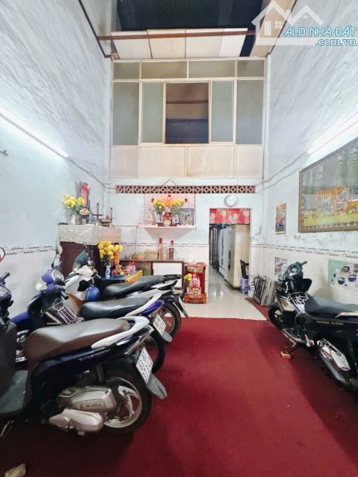 MẶT TIỀN HOÀNG DIỆU VIP Q4  NGANG 4.2 X 26 CÓ 150 TRIỆU M2 - 6