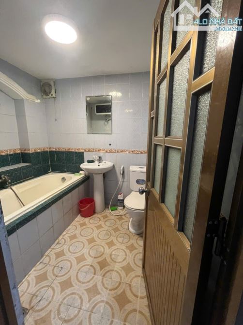 Cho thuê nhà KDC Him Lam Trường Thọ, 1 trệt 1 lầu, 4pn 4wc, DT cực rộng - 6
