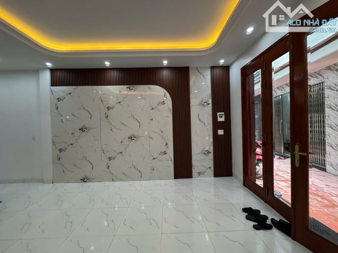 Nhà 3 tầng mới đẹp ngõ nông đường Thượng Lỗi - 6