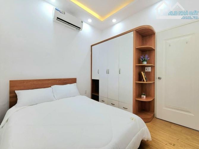 Mua ngay kẻo lỡ căn 44 m2 Hồ Thị Kỉ, Q.10. Chỉ 3 tỷ 090. 1T3L Đang cho thuê 18 tr - 7