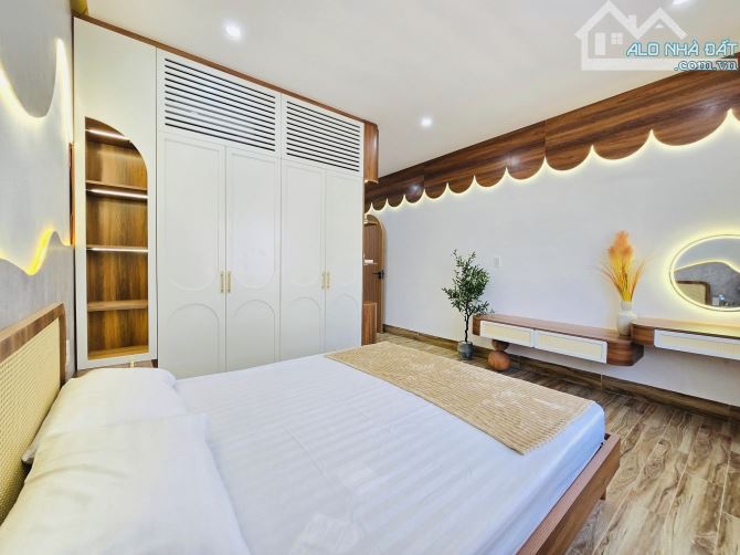 Bán nhà 4 tầng Homestay biển mỹ khê có hồ bơi dòng tiền khai thác 70 triệu tháng - 7
