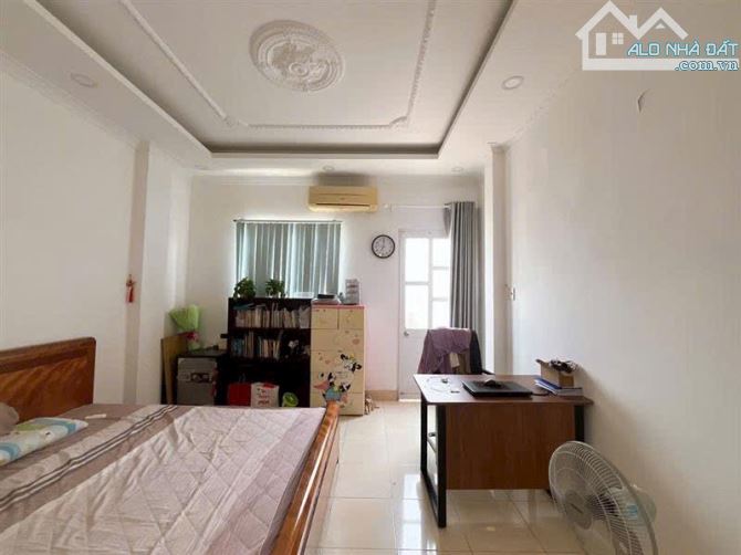NHÀ 3 TẦNG THỊ TRẤN NHÀ BÈ HẺM 1716 - 5tỷ090 - 7