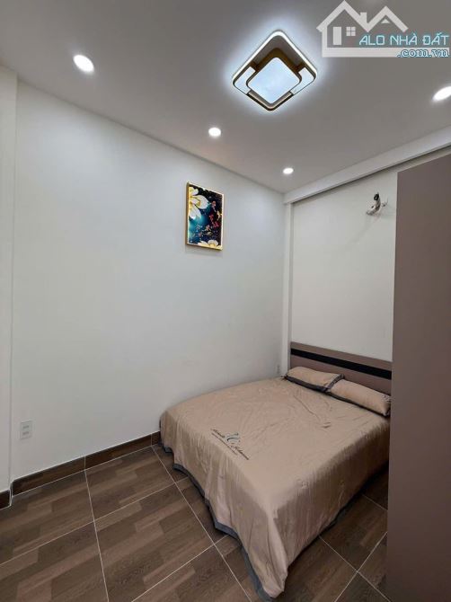 TÂN PHÚ, 42M2 NGANG 4.7/5, 2 TẦNG 3PN(1 PN DƯỚI ĐẤT), HOÀN CÔNG ĐỦ, CHÀO CHỈ 3X T.Ỷ CÒN TL - 7