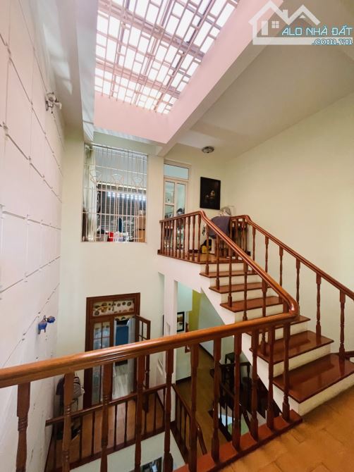 Bân Nhà Núi Thành - Gần Ngã 4 Quân Đoàn - 152m2 - Ngang 5m - Full Nội Thất - 10Tỷ6. - 7