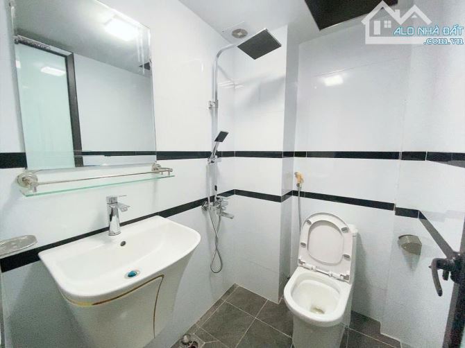 BÁN NHÀ SIÊU ĐẸP - VĂN PHÚ, HÀ ĐÔNG - 5TẦNG - THANG MÁY - Ô TÔ ĐỖ CỬA - DT 36M2 - MT 4M - 7