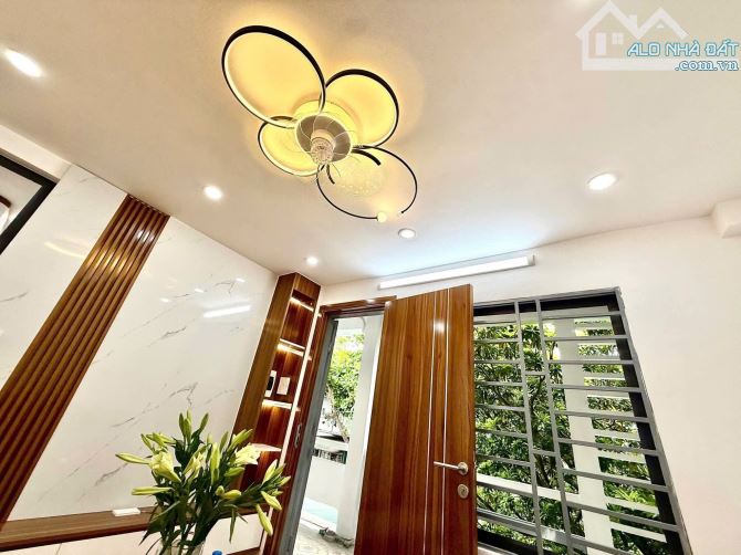 TẬP THỂ BÁCH KHOA- 3Ngủ-85m chỉ nhỉnh 4 đồng - 7