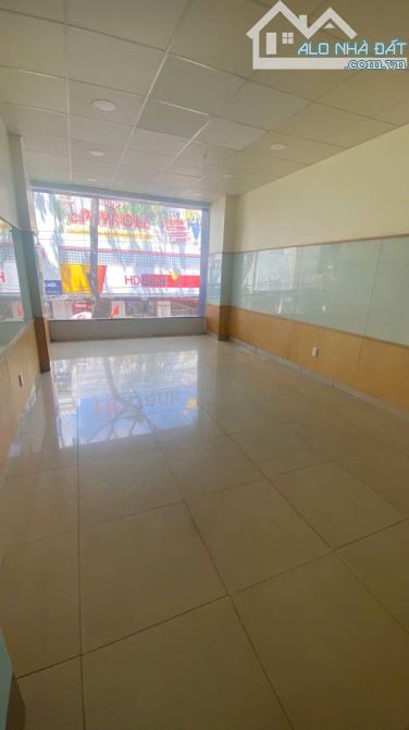 CHO THUÊ MẶT BẰNG MẶT TIỀN ĐƯỜNG NGUYỄN TRÃI – NGANG 8M, VỊ TRÍ ĐẮC ĐỊA - 7